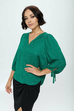 Charger l'image dans la galerie, Green Print V neck Top with Sleeve Tie

