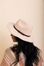 Charger l'image dans la galerie, Pinched Front Western Style Hat

