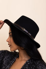Charger l'image dans la galerie, Pinched Front Western Style Hat
