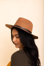 Charger l'image dans la galerie, Pinched Front Western Style Hat
