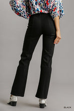 Load image into Gallery viewer, Panel Straight Cut Denim Jeans With Pockets
